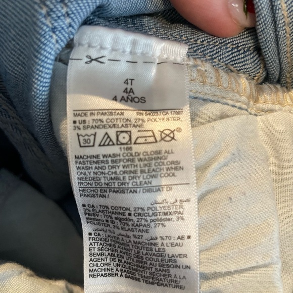 Kids 4T jeans old navy - Picture 2 of 5